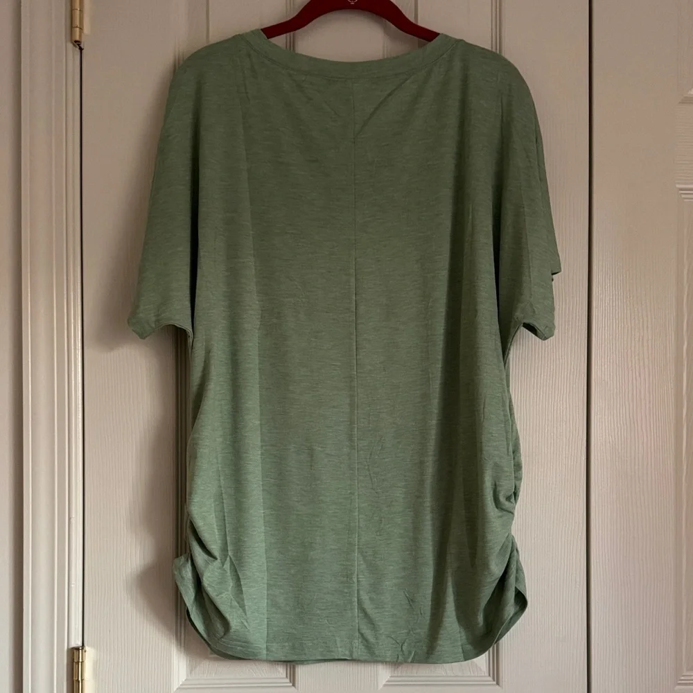 WIHOLL Sage Green Ruched Hem V-Neck Tee – XL (NWT) - Picture 2 of 10